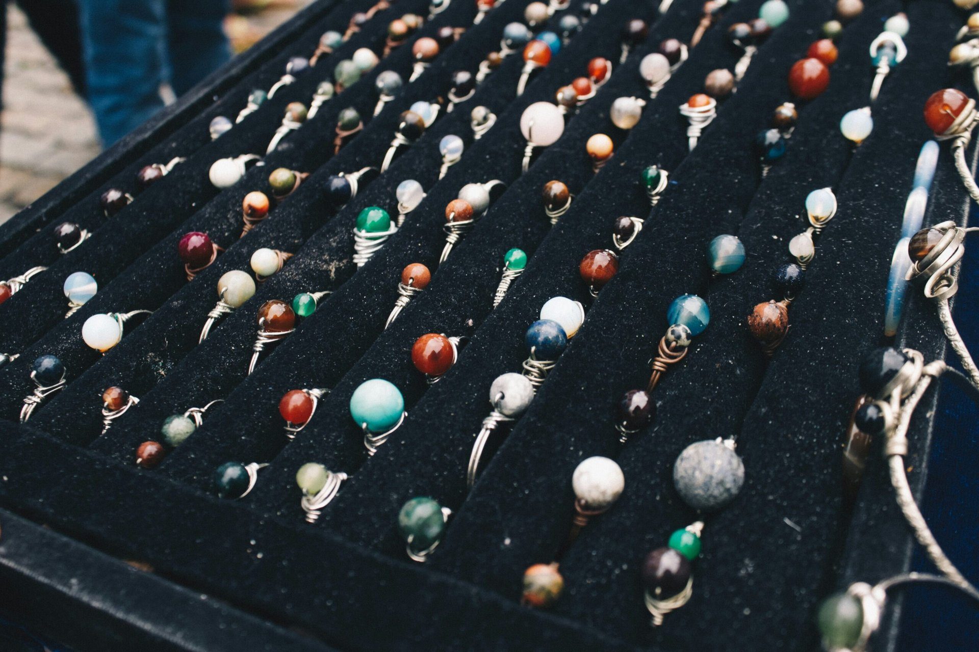 Sicheres Online-Shopping: Schmuck kaufen und genießen