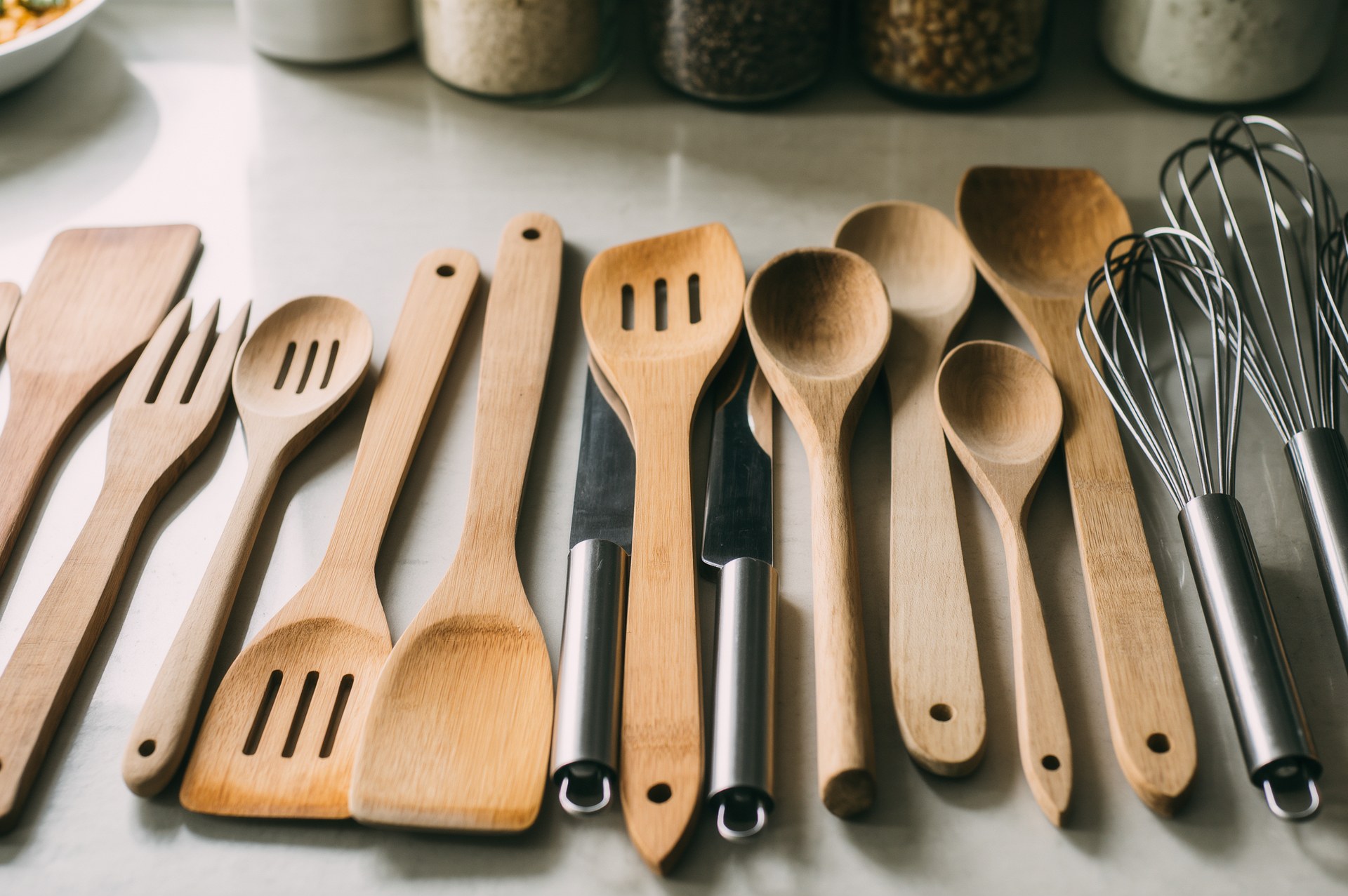 So pflegen Sie Ihre Küchenutensilien richtig: Essen und Genuss erhalten